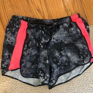 Running shorts